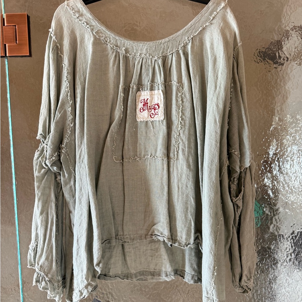 Magnolia Pearl Distressed Gray Blouse
